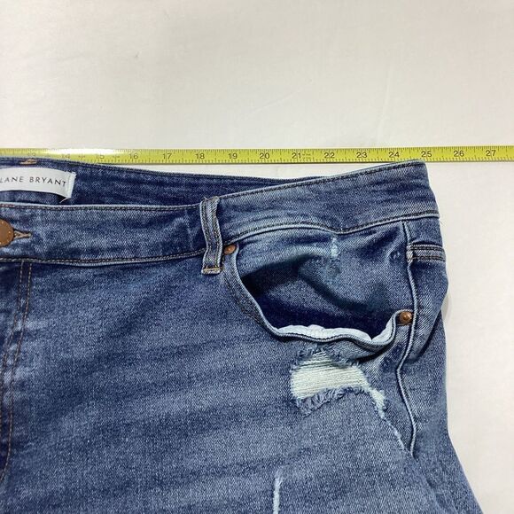 Lane Bryant Distressed Jeans Mid-Rise Flare Signature Fit Flex Magic 28 - Picture 9 of 12